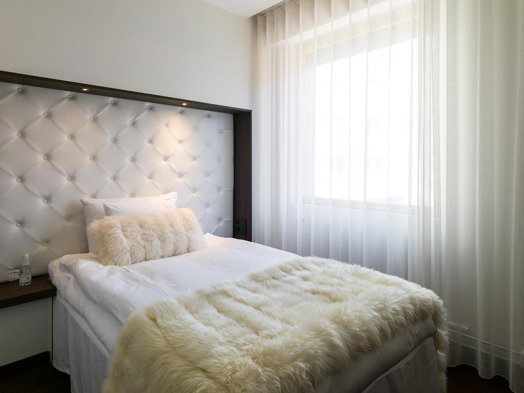 Premium Single Room
